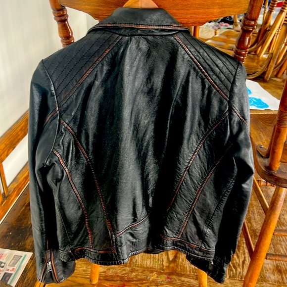 Unique brown leather jacket purchased at a boutique in PEC. - Picture 2 of 3